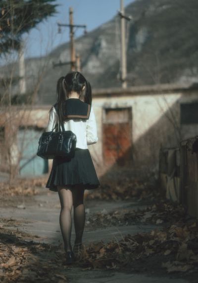善良的女朋友的闺蜜4_4K手机在线看