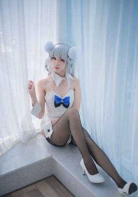 女大学生的沙_4K视频大全