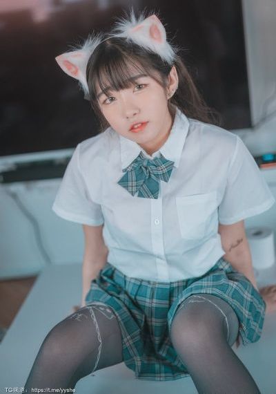 美剧《偷偷》免费观看_1080电影在线看